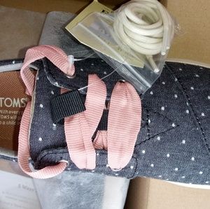 TOMS Del Rey Black Dot Chambray Sneakers
